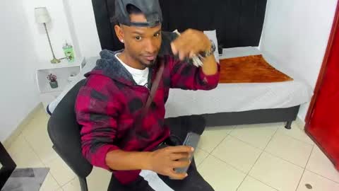 Snapshot of anthoy_wayans chatting on January 2025 12:46:02 AM       online show from January 2025 12:46:02 AM