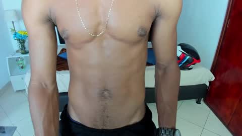 Snapshot of anthoy_wayans chatting on February 2025 12:49:01 AM       online show from February 2025 12:49:01 AM