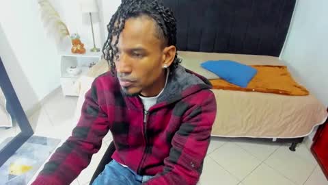 Snapshot of anthoy_wayans chatting on February 2025 12:16:01 AM       online show from February 2025 12:16:01 AM