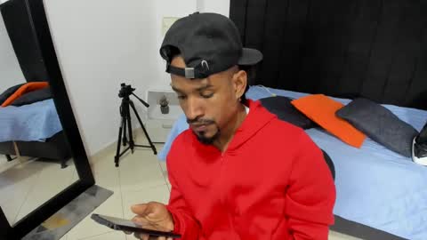 Snapshot of anthoy_wayans chatting on October 2025 12:41:01 AM       online show from October 2025 12:41:01 AM