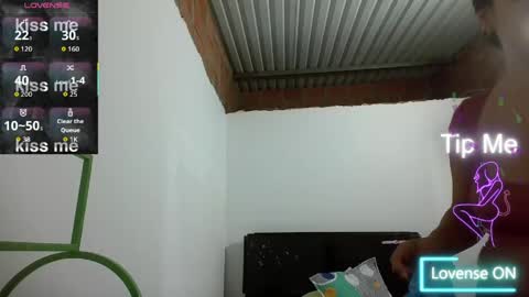 anto_milk online show from April 2026 02:25:02 AM