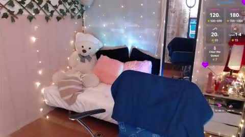 antolyh_c online show from October 2025 11:40:01 AM