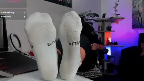   online show from May 2026 07:32:02 PM