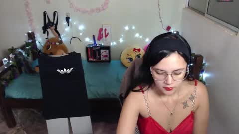 Snapshot of antonella_cruz02 chatting on February 2025 02:39:02 AM anto ford02 online show from February 2025 02:39:02 AM