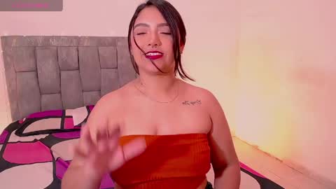 Snapshot of antonella_hot_x chatting on May 2026 12:52:02 AM Antonella online show from May 2026 12:52:02 AM
