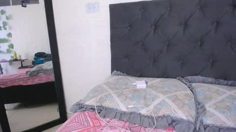 Snapshot of antonella_mcry chatting on January 2025 10:30:02 PM antonella online show from January 2025 10:30:02 PM