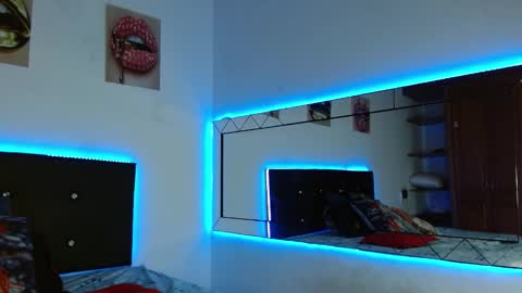 Snapshot of antonella_pink2 chatting on October 2025 04:35:02 PM antonella online show from October 2025 04:35:02 PM