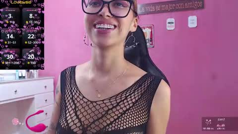 Snapshot of antonella_ponss chatting on March 2025 04:28:02 PM antonella_ponss online show from March 2025 04:28:02 PM