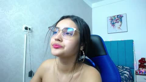 Antonella online show from December 2024 06:28:01 PM