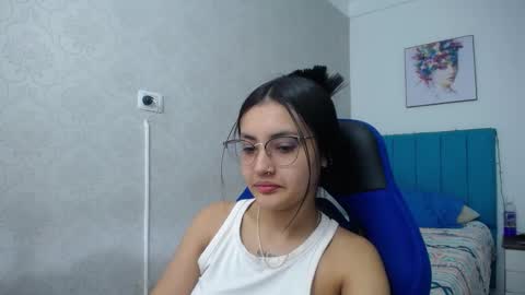 Antonella online show from January 2025 12:25:02 PM