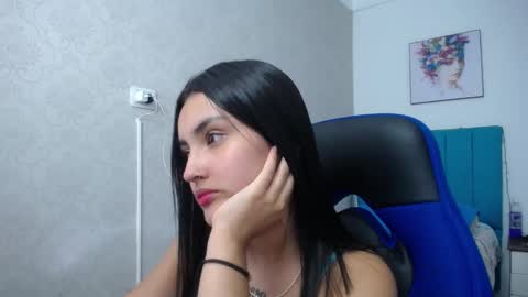 Antonella online show from January 2025 06:27:01 PM
