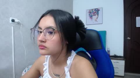 Antonella online show from January 2025 03:22:01 PM