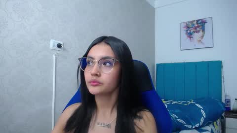 Antonella online show from January 2025 03:32:01 PM