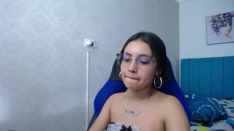 Antonella online show from January 2025 06:56:02 PM