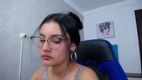 Antonella online show from March 2025 06:45:02 PM