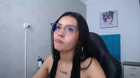 Antonella online show from March 2025 05:11:02 PM