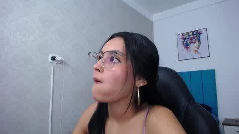 Antonella online show from March 2025 05:06:02 PM