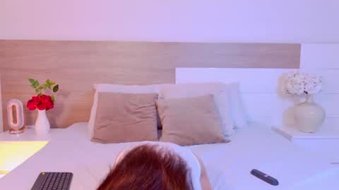 Snapshot of antonellabons chatting on June 2026 04:01:01 AM Antonella online show from June 2026 04:01:01 AM