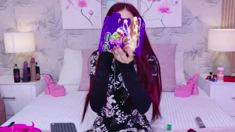 AntonellaEscudero online show from April 2026 08:28:02 PM