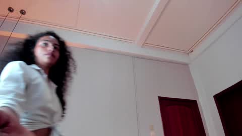 Snapshot of antonellahall_ chatting on January 2025 06:31:01 PM AntonellaHall online show from January 2025 06:31:01 PM