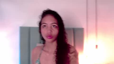 Snapshot of antonellahall_ chatting on January 2025 11:43:01 AM AntonellaHall online show from January 2025 11:43:01 AM