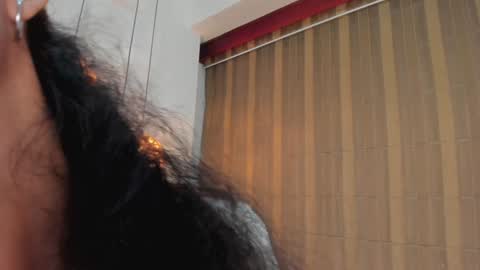 Snapshot of antonellahall_ chatting on February 2025 12:11:02 PM AntonellaHall online show from February 2025 12:11:02 PM