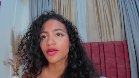 Snapshot of antonellahall_ chatting on February 2025 09:56:02 PM AntonellaHall online show from February 2025 09:56:02 PM