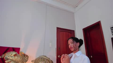 Snapshot of antonellahall_ chatting on March 2025 03:24:01 PM AntonellaHall online show from March 2025 03:24:01 PM
