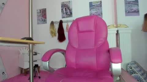 Snapshot of antonellakling_ chatting on February 2025 11:05:02 AM ANTONELLA online show from February 2025 11:05:02 AM