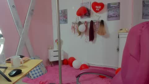 Snapshot of antonellakling_ chatting on February 2025 12:13:02 PM ANTONELLA online show from February 2025 12:13:02 PM