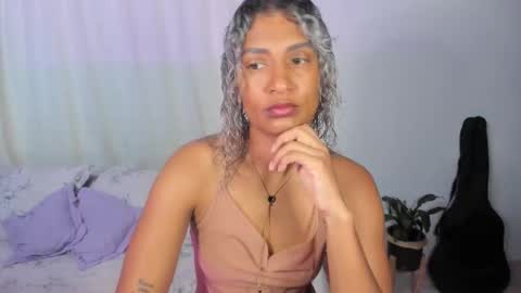 Snapshot of antonellaparker chatting on October 2025 03:40:02 PM Sarah online show from October 2025 03:40:02 PM