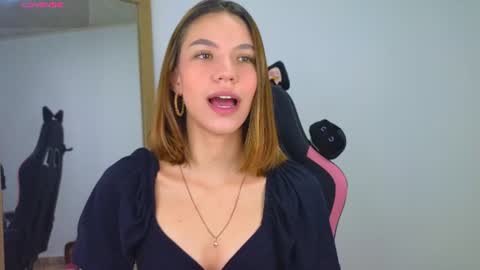 Snapshot of antonellarossii_ chatting on July 2026 01:13:02 PM Antonella online show from July 2026 01:13:02 PM