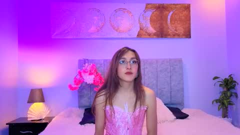 Snapshot of antonellastar24_ chatting on September 2025 07:59:01 PM Antonella online show from September 2025 07:59:01 PM