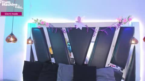 A N T O N E L L E  online show from January 2026 11:23:02 AM