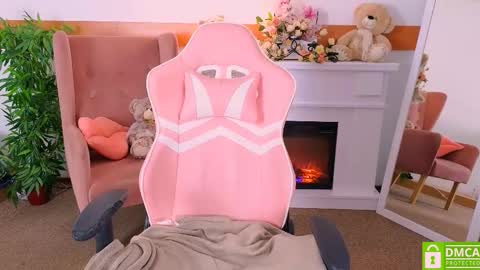 antonia_ferrero online show from November 2025 12:15:02 PM