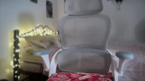 Antonia online show from February 2026 02:48:01 AM