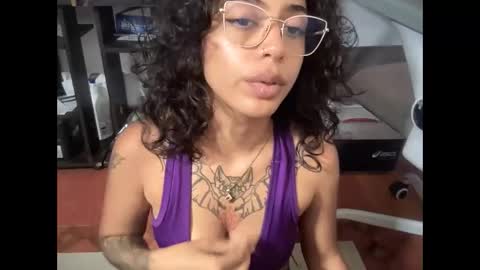 Antonia online show from April 2026 11:14:01 PM