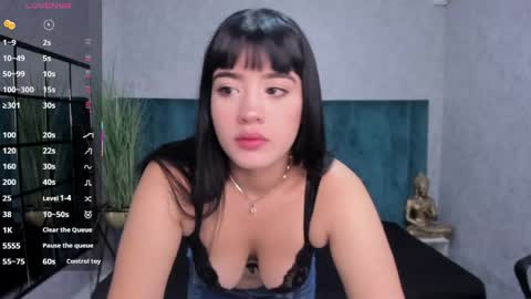 A N T O N I A online show from April 2026 11:35:01 AM