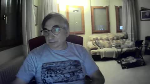 Snapshot of antonio2605 chatting on December 2024 10:17:02 PM Antonio online show from December 2024 10:17:02 PM