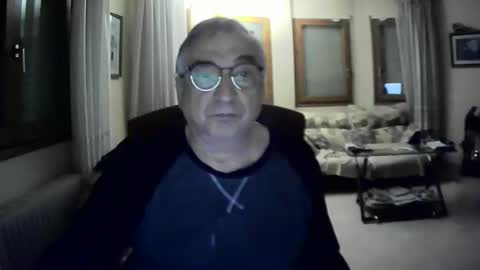 Snapshot of antonio2605 chatting on February 2025 02:18:01 AM Antonio online show from February 2025 02:18:01 AM