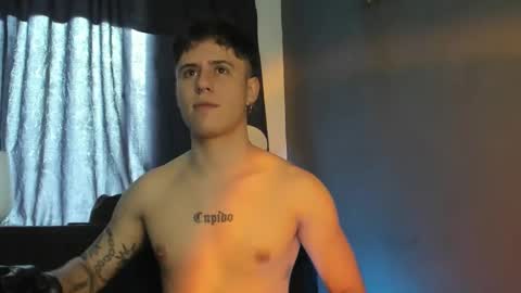 antonnello_ online show from October 2025 04:51:01 PM