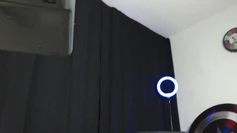 Instagram miguelangel1802  online show from February 2025 02:27:02 AM