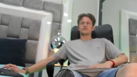 Snapshot of antthony_kings chatting on October 2025 08:28:01 PM Anthony King online show from October 2025 08:28:01 PM