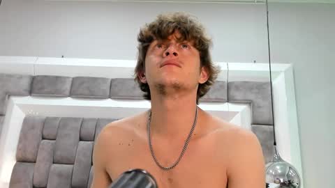 Snapshot of antthony_kings chatting on October 2025 08:18:01 PM Anthony King online show from October 2025 08:18:01 PM