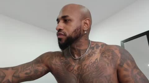 Snapshot of antwanblack11 chatting on December 2024 05:05:02 PM antwanblack11 online show from December 2024 05:05:02 PM