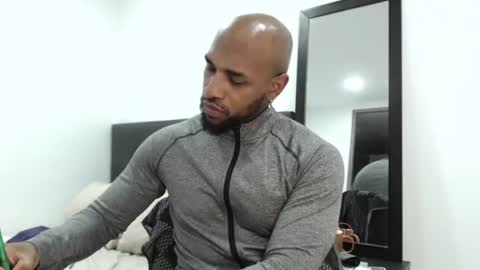 Snapshot of antwanblack11 chatting on February 2025 01:47:01 AM antwanblack11 online show from February 2025 01:47:01 AM