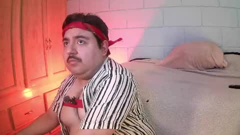 Snapshot of anuarfox chatting on May 2026 08:33:02 AM AnuarFox online show from May 2026 08:33:02 AM