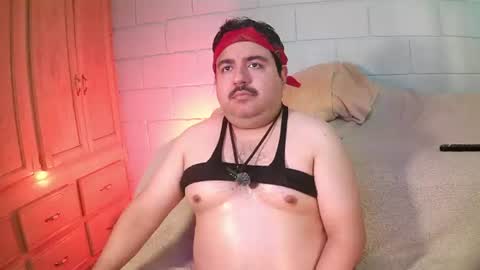 AnuarFox online show from August 2026 11:18:01 PM