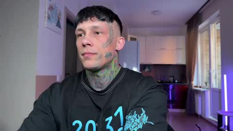 Tom online show from April 2026 03:42:02 PM