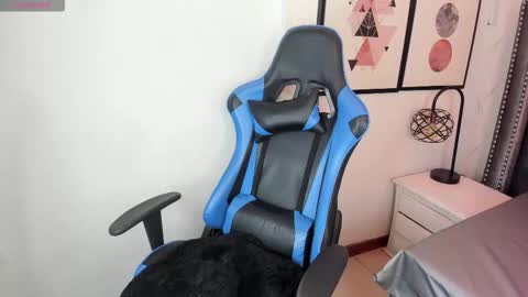 anya_belth online show from November 2025 03:56:02 PM